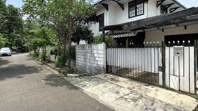 Jual Rumah Cantik Luas 301 m2 di Kalibata, Jakarta Selatan
