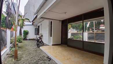 Disewakan Rumah Tebet Cocok Untuk Kantor Dan Hunian