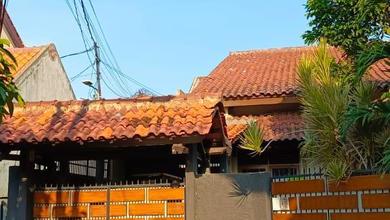 Rumah Siap Huni. Lokasi Ok Di Ulujami 