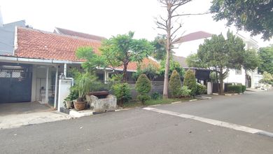 Rumah Dalam Komplek, Nyaman Dan Tenang