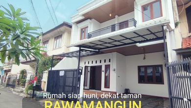 Rumah Siap Huni. Dekat Taman Lokasi Tenang