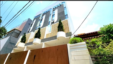 Rumah Kos-kosan ******** Strategis. Furnish