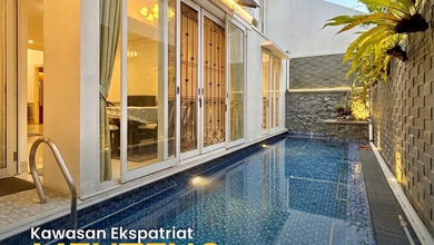 Rumah Asri Siap Huni di Tengah Kota Daerah Elite Menteng