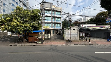 Dijual Gedung Komersial Siap Huni Harga di Bawah NJOP