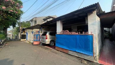 Best Price! Kebon Baru Siap Huni, Cocok Dibangun Ulang Lokasi Strategis 