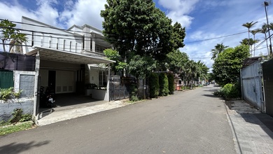 Rumah Mewah Siap Huni Lokasi Strategis Luas Tanah 447 m2