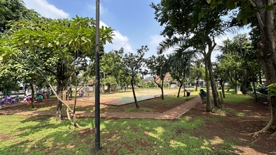 Kavling Siap Bangun 180m2 Pejaten Depan Taman Akses Lebar 