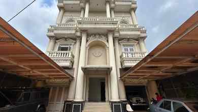 Rumah Mewah City View Kuningan 3.5 Lantai Dengan Pool 