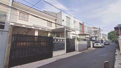 Dijual Rumah Akses 2 Mobil