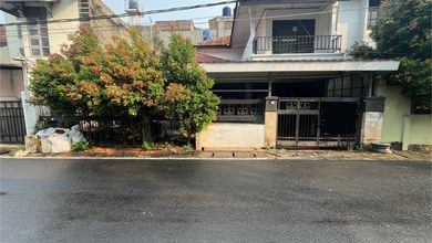 Dijual Rumah Area Depok Jl 2 Mobil