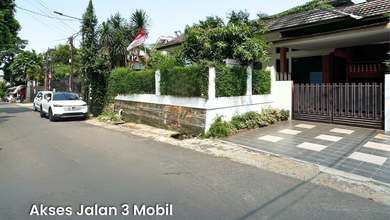 Dijual Rumah Tebet Strategis Jl 3 Mobil