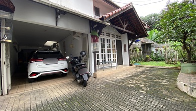 Rumah Bebas Banjir Cocok Hunian / Bisnis Kemang Jakarta Selatan