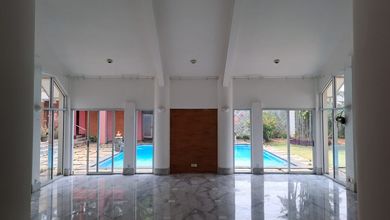 Rumah Mewah Semi-Furnished Pondok Indah Jakarta Shm 