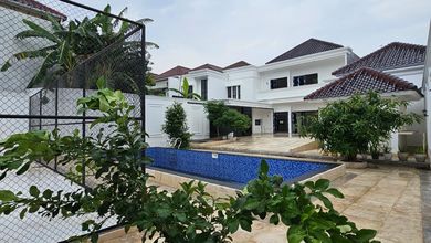 Nego Rumah Mewah Ciganjur Jakarta Selatan SHM