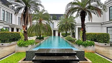 Stunning & Elegant Compound in Kemang Jakarta Selatan SHM
