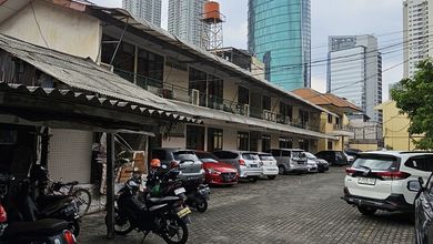 Nego Kos Segitiga Emas 76 Kamar 100% Tersewa Income 200jt/bulan