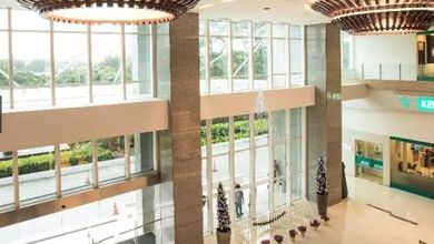 Gedung Kantor Plaza Oleos TB Simatupang Jakarta Selatan 