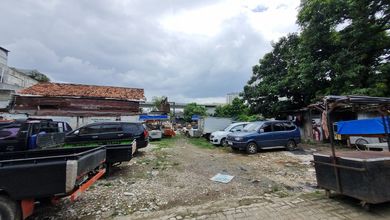 Tanah Strategis di Jalan Utama Kebayoran Lama Cocok Untuk Usaha