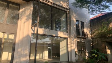 Ruko Bagus Strategis Di Kemang 588 M² Semi Furnished