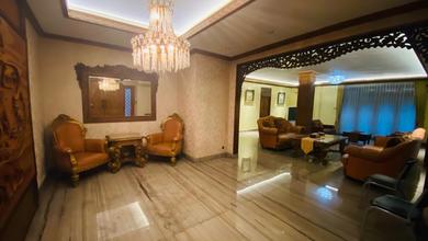 Harga Super Bu Rumah Bagus SHM Zona Komersial Pejaten Jakarta