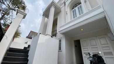 Rumah Bagus Siap Huni Dekat P I M Pondok Indah Jakarta Selatan
