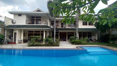 Rumah Bagus Strategis Di Kemang Jakarta Selatan Shm