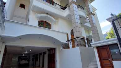 Rumah Mewah Siap Huni di Pondok Indah Jakarta