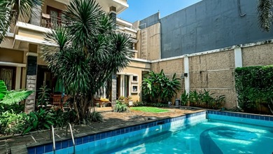 Rumah Bagus SHM di Kemang