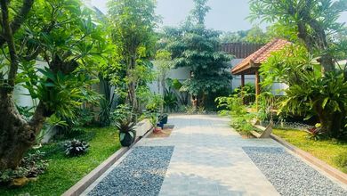 Jual Rumah Siap Huni di Kebayoran Baru, Jakarta Selatan, LT 420 m2