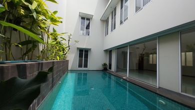 Rumah Sewa Bagus Siap Huni Kebayoran Baru