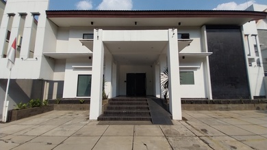 Perkantoran di Kebayoran Baru 1237.0 m² Unfurnished SHM
