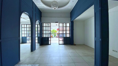 Ruang-Usaha di Kebayoran Baru 310.0 m² Unfurnished SHM