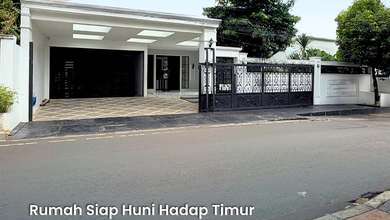 Bebas Banjir, Rumah, 2 Lantai, SHM, di Cilandak,