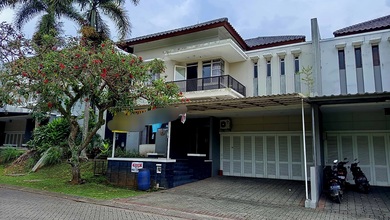 Rumah Bagus SHM di Kota Baru Parahyangan