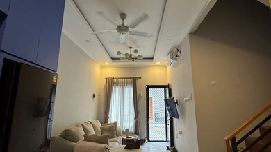 Siap Huni, Rumah, 2 Lantai, SHM