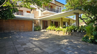 Siap Huni, Rumah, 2 Lantai, SHM, Bebas Banjir,Kebayoran Baru