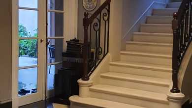 Dijual Rumah Mewah Akses 2mobil Lebar Lokasi Dalam Komplek Di Tebet Barat