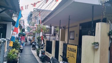 Dijual Rumah Masih Layak Huni Akses Gang Lokasi Bukit Duri Tebet