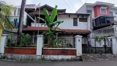 Dijual Rumah Lama Akses 2mobil Lokasi Mampang Prapatan Jakarta Selatan