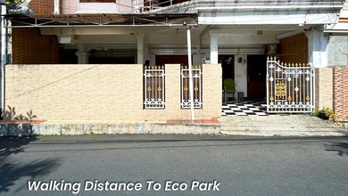 Dijual Rumah Dekat Eco Park Akses 2mobil Lokasi Tebet Barat