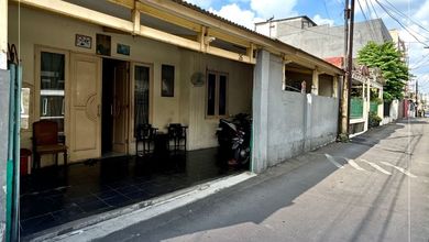 Jual Rumah Cantik LT 135 m2 di Tebet, Jakarta Selatan