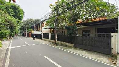 Rumah Modern di Tebet, Jakarta Selatan, LT 200 m2