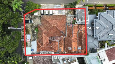 Rumah HOEK Menteng Hitung Tanah HGB 24,3X31 M2