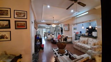 Jual CEPAT- HARUS TERJUAL!!! BU Nego Sampai Deal Rumah Besar Mewah 600 M2 di Condet  Carport  6 mobil 