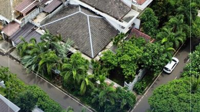Rumah Hook Luas 465m2 Akses Lebar Dalam Komplek dekat Tol