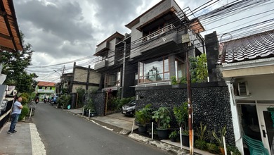 Pasti Suka Rumah Minimalis 260m2 Semi Furnished Jual Cepat Nego