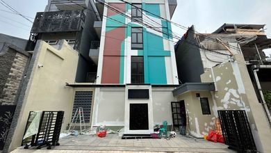 Kost Baru 24 Kamar Jalan 2 Mobil Di Tendean