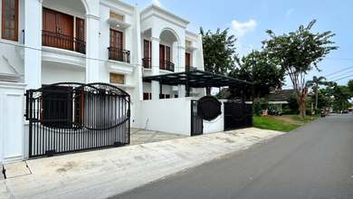 Rumah Baru Akses Lebar Siap Huni Dekat Tol Becakayu