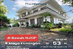 Rumah Elit Luas 1039 m2, di Mega Kuningan, Jakarta Selatan