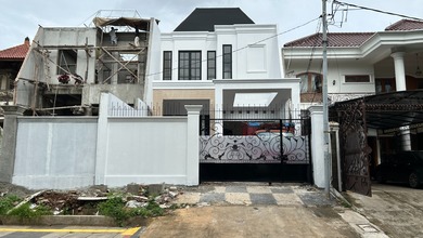 Brand New Classic Modern House 400m2 Akses Lebar 3 Mobil 